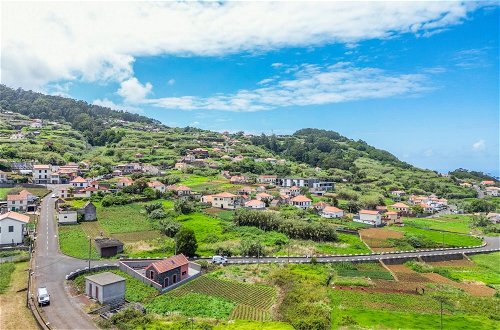Foto 31 - Mountain Retreat By Madeira Sun Travel