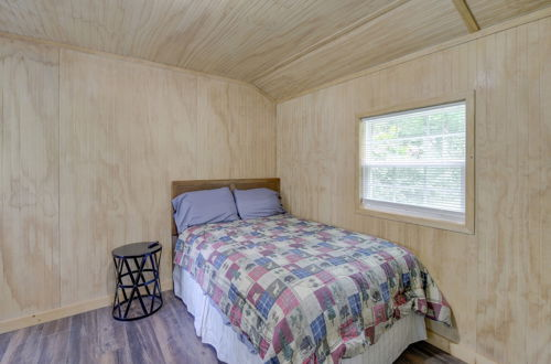 Foto 24 - Serene Briceville Vacation Rental Cabin w/ Grill