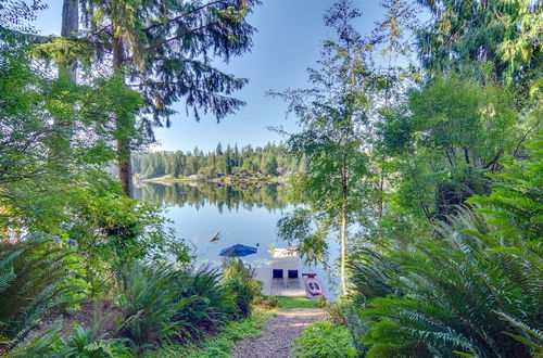 Photo 26 - Lakefront Snohomish Cottage w/ Private Dock