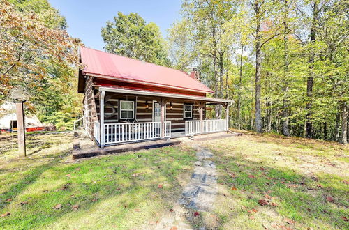 Foto 27 - Mammoth Cave Cabin w/ Fire Pit - 3 Mi to Lake