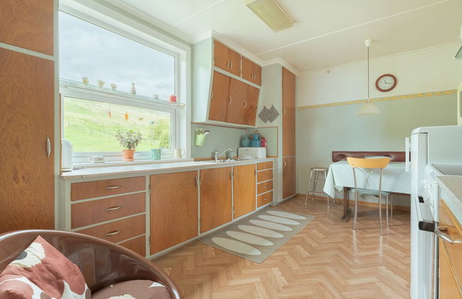 Serenity By The Sea | 3-Br House | Sea View - Photo 7