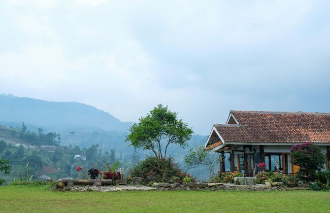 Hilltop Camp Lembang by TwoSpaces - Foto 38