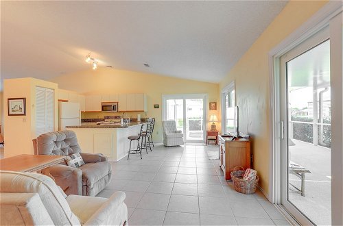 Photo 18 - Charming St Lucie River Retreat w/ Pool & Dock