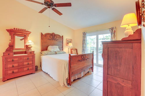 Foto 9 - Charming St Lucie River Retreat w/ Pool & Dock