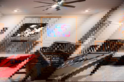 Foto 51 - Luxury AND FUN Near Disney Parks 9BR