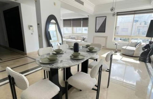 Black White Modern Spacious - Foto 2