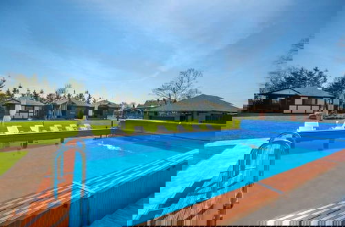 Foto 9 - Holiday Center With Pool, Whirlpool, Lacko
