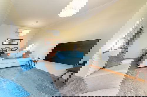 Foto 5 - BnB Homes Apartment With Sea View Terrace 2 Pools