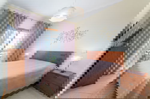 Foto 8 - BnB Homes Apartment With Sea View Terrace 2 Pools