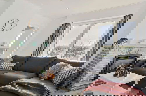 Foto 1 - Charming Apartment Near the Beach