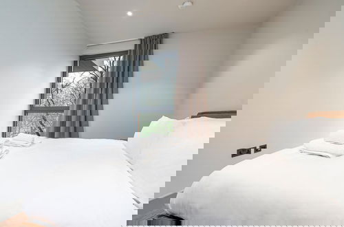 Foto 11 - Modern Apartment in North London