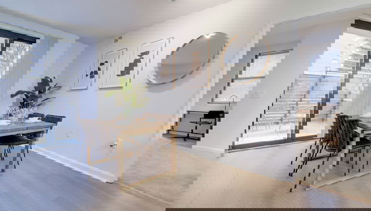 Foto 1 - Amazing Apt in Ballston With Gym