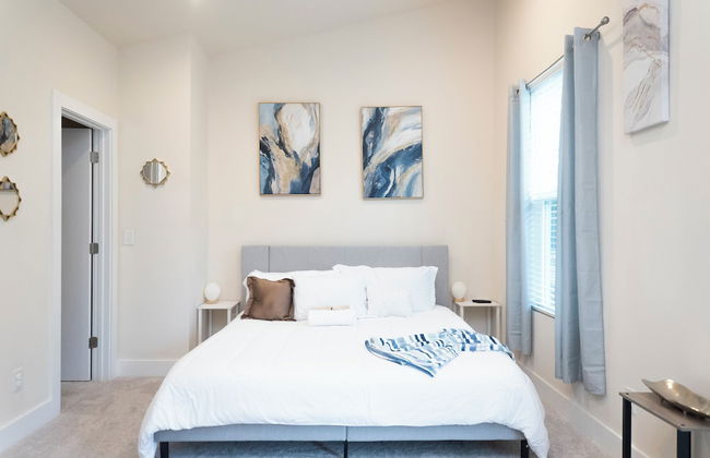 Cozy Retreat near Uptown Charlotte with Free Parking & Wi-Fi - Foto 7