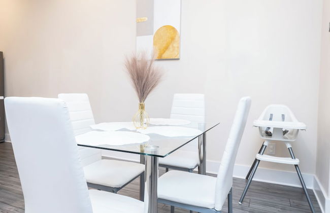 Cozy Retreat near Uptown Charlotte with Free Parking & Wi-Fi - Foto 12