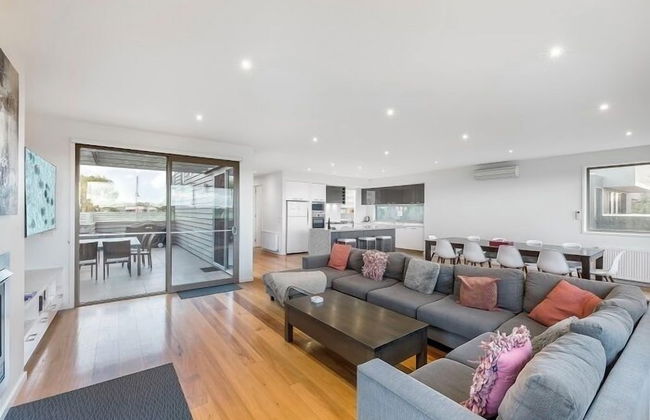 Gorgeous 5 Bedroom - Golf Course Views - Foto 10