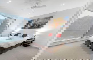 Photo 1 - Gorgeous 5 Bedroom - Golf Course Views
