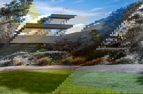 Photo 25 - Gorgeous 5 Bedroom - Golf Course Views