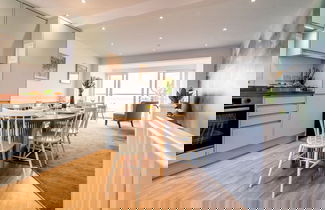 Foto 1 - Magnificent Beach House Seaview Upside-down