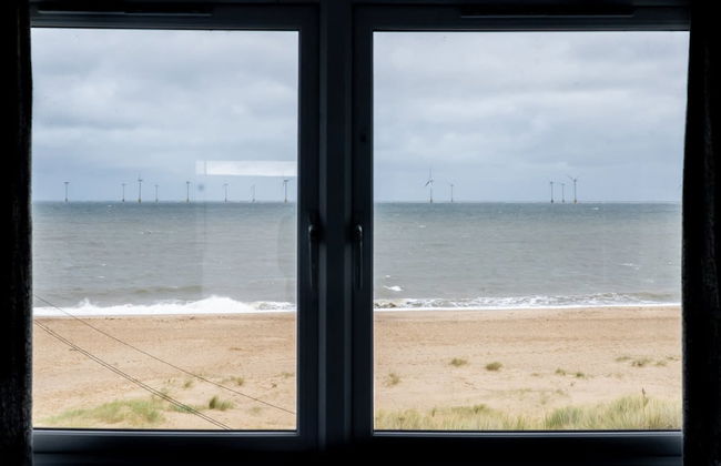 Magnificent Beach House Seaview Upside-down - Photo 20