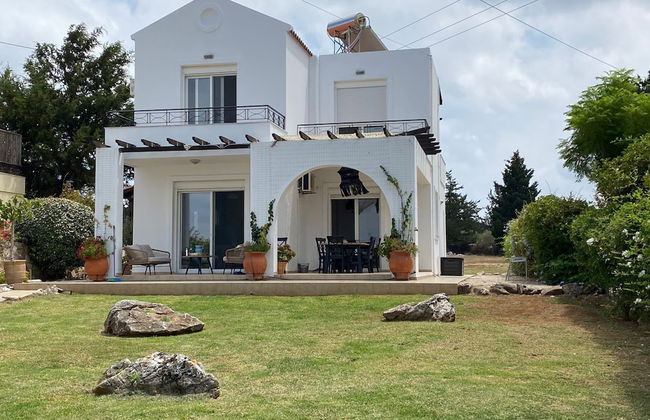 Garden Villa Near Chania's Coastline - Photo 1