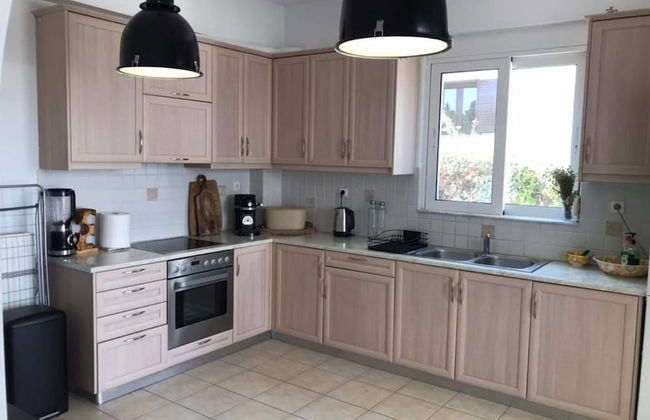 Garden Villa Near Chania's Coastline - Photo 5