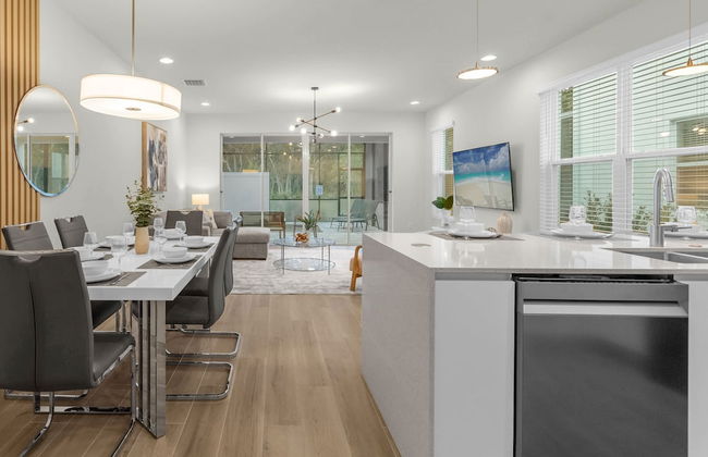 Upstay - Modern Family Townhome With Pool - Foto 12