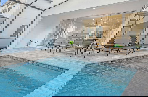 Foto 1 - Upstay - Modern Family Townhome With Pool