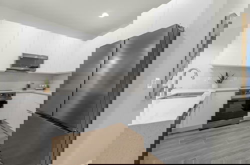 Foto 10 - Upstay - Modern Family Townhome With Pool