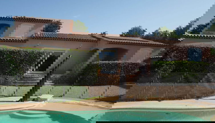 Photo 1 - Premium Villa With Garden and Pool, Lambesc