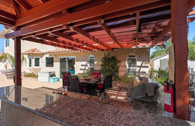 Chardonnay Charm by Avantstay Luxe Group Retreat w/ Pool Mins to Wineries - Photo 44