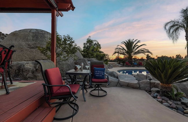 Chardonnay Charm by Avantstay Luxe Group Retreat w/ Pool Mins to Wineries - Photo 45