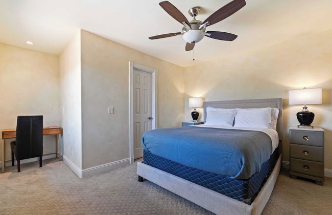 Chardonnay Charm by Avantstay Luxe Group Retreat w/ Pool Mins to Wineries - Photo 26