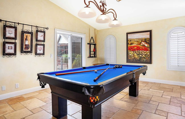 Chardonnay Charm by Avantstay Luxe Group Retreat w/ Pool Mins to Wineries - Photo 5