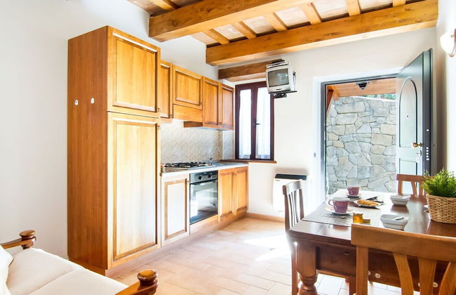 Inviting Farmhouse in Appenines With Covered Swimming Pool - Foto 48