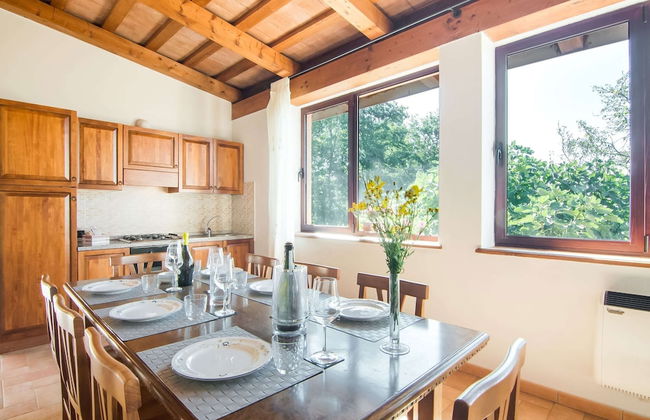 Inviting Farmhouse in Appenines With Covered Swimming Pool - Foto 46