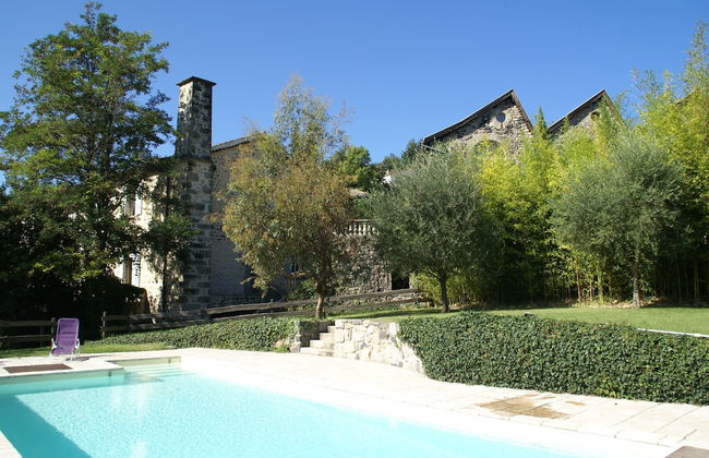 Lovely House With Grass Garden, Shared Swimmingpool, Next to the River Ardeche - Foto 64