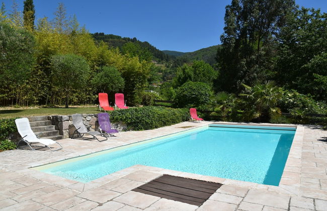 Lovely House With Grass Garden, Shared Swimmingpool, Next to the River Ardeche - Foto 66