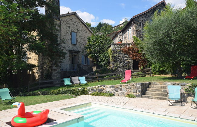 Lovely House With Grass Garden, Shared Swimmingpool, Next to the River Ardeche - Foto 51