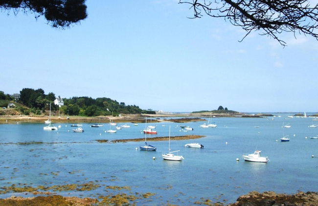 Holiday Home in Beautiful Breton Estate, Lanmodez - Foto 12