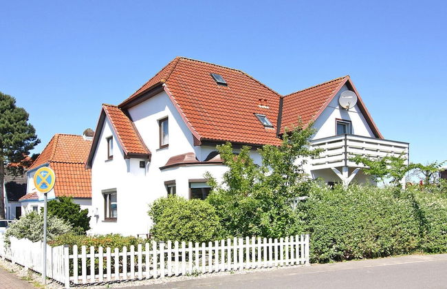 Holiday Home in Busum in a Beautiful Area - Photo 1
