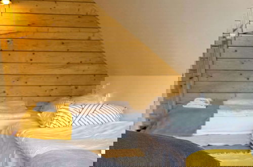 Foto 3 - Scandinavian House Overlooking the Lake