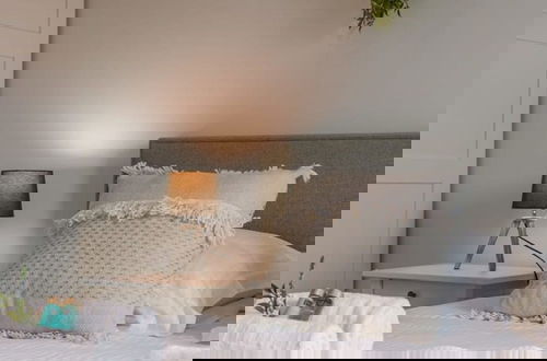 Foto 23 - Modern Apartment in a new Residence Near the sea