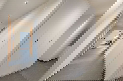 Foto 76 - Luxurious Apartment With Parking