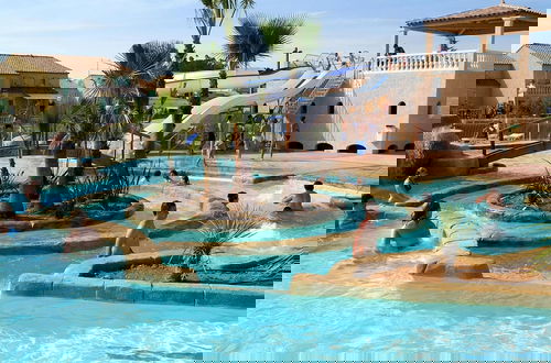 Photo 1 - Terraced House in Vidauban With Pool