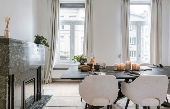 Charming House in the City of Antwerp With Parking - Photo 47