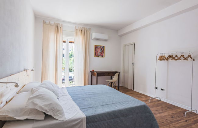 Ibiscus Apartment with Terrace - Photo 2