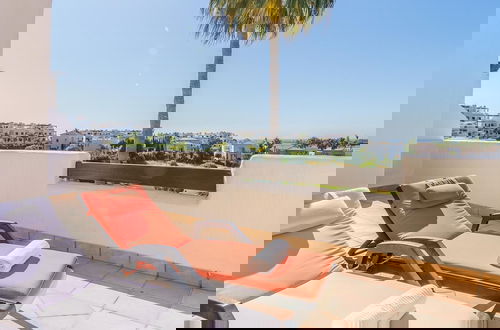 Photo 3 - Sunset Seaview Corner With Pool