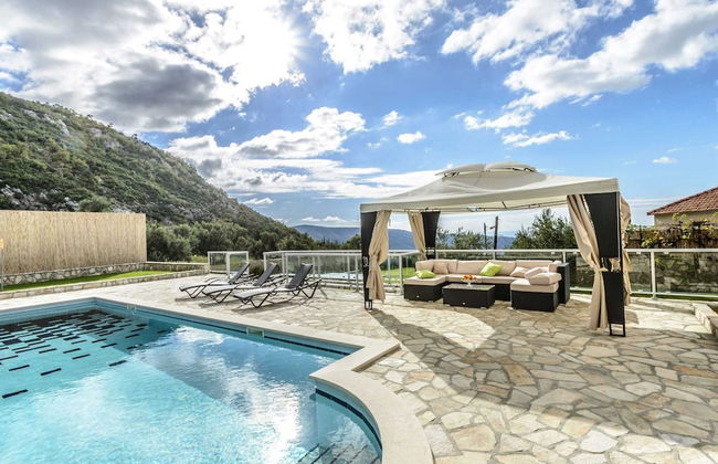 Villa Pave - Six-bedroom Villa With Terrace and Swimming Pool - Foto 27