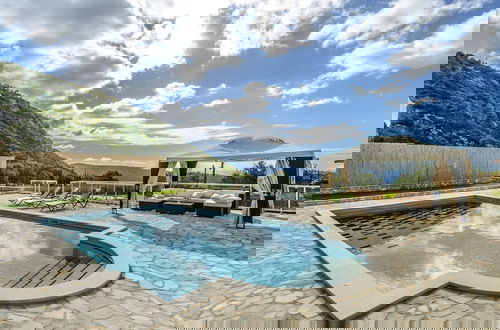 Foto 28 - Villa Pave - Six-bedroom Villa With Terrace and Swimming Pool