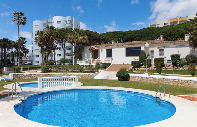 1 Line Beachfront Apartment With Stunning sea View - Foto 6